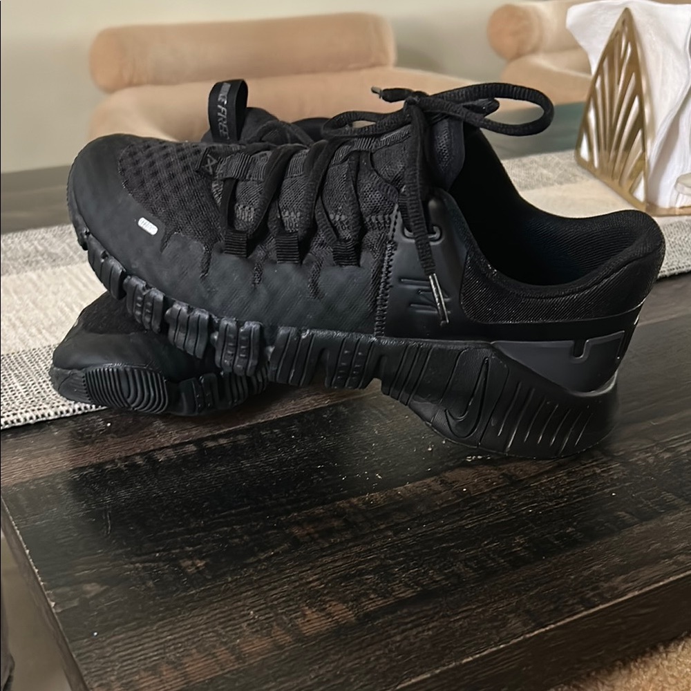 Nike metcon Black Athletic Shoes